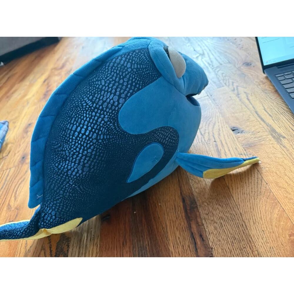 Build a bear Finding dory stuffy
